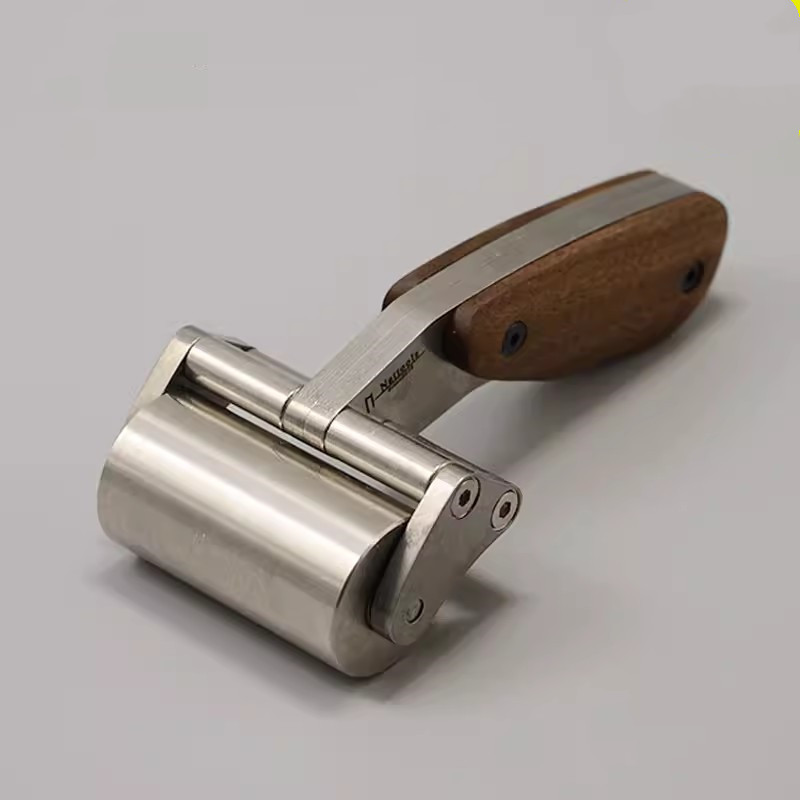 أسطوانة من الجلد للخدمة الشاقة - مراجعة Contact Cement Leather وسعره